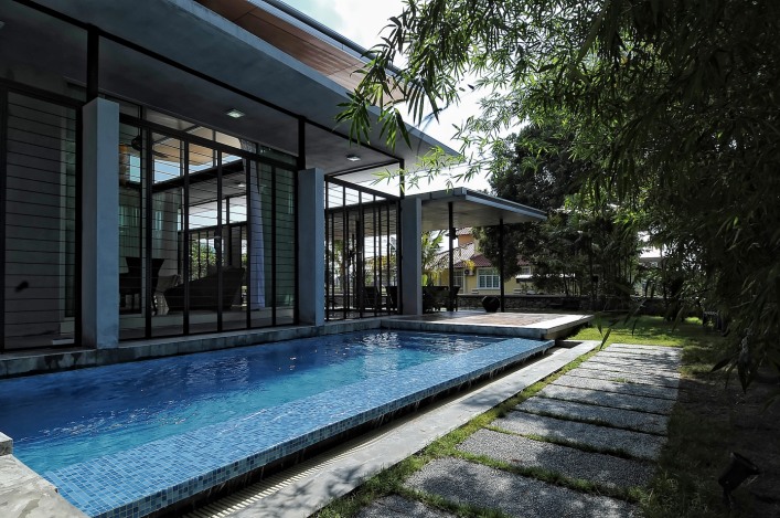 HOUSE 37 (1)