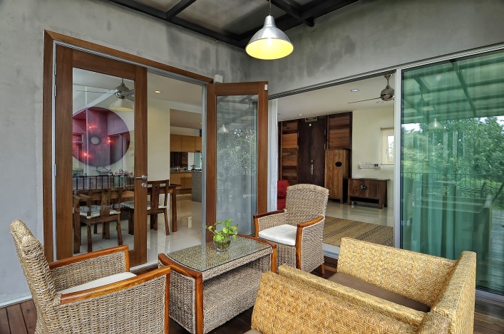 HOUSE 37 (2)