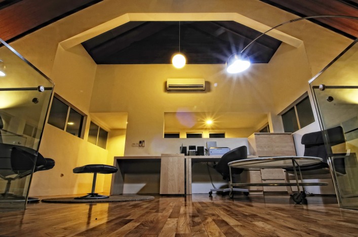 HOUSE 37 (8)