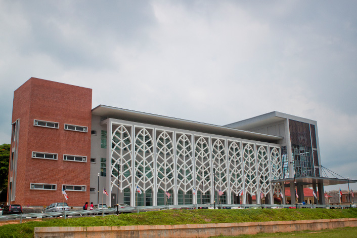 KOLEJ RISDA (5)